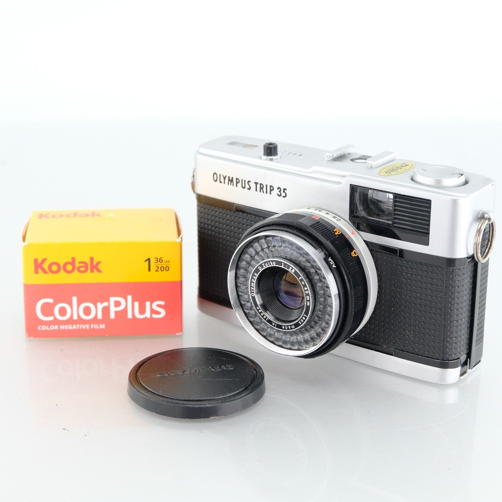 Olympus Trip 35 35mm Film Camera + Kodak ColorPlus 200 ISO Film Vintage Compact